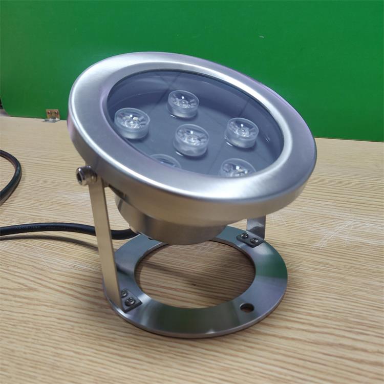 led underwater light